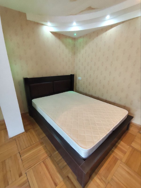 Кровать МДФ с матрасом 170×210 см 5