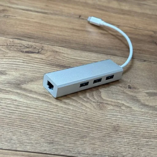 USB-C хаб 4-в-1