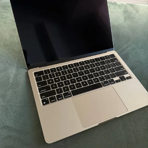 MacBook Air 13 M2 8/256 GB