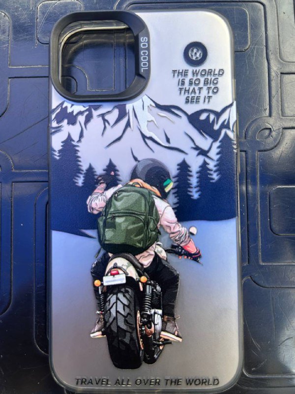 iPhone 14 в комплекте с чехлом и защитным стеклом 4