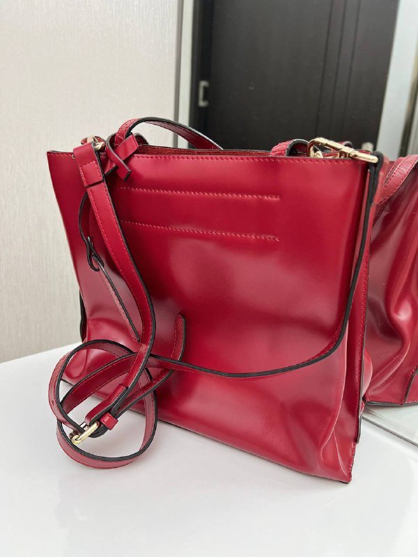 Платья, пиджак, пуховик, свитер, лоферы, сумки 9