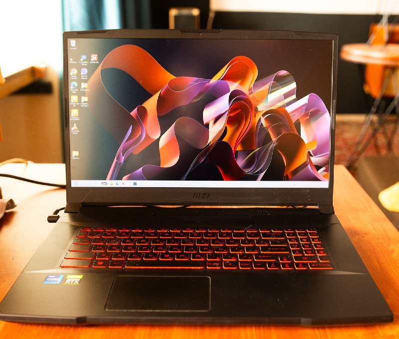 Игровой ноутбук Katana GF76 i7 16ГБ RTX3050 Ti 500Gb 3