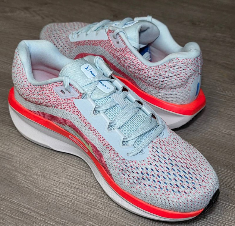 Кроссовки Nike Air Zoom Winflo 11 Glacier Blue Bright Crimson 42-42,5 размер 6