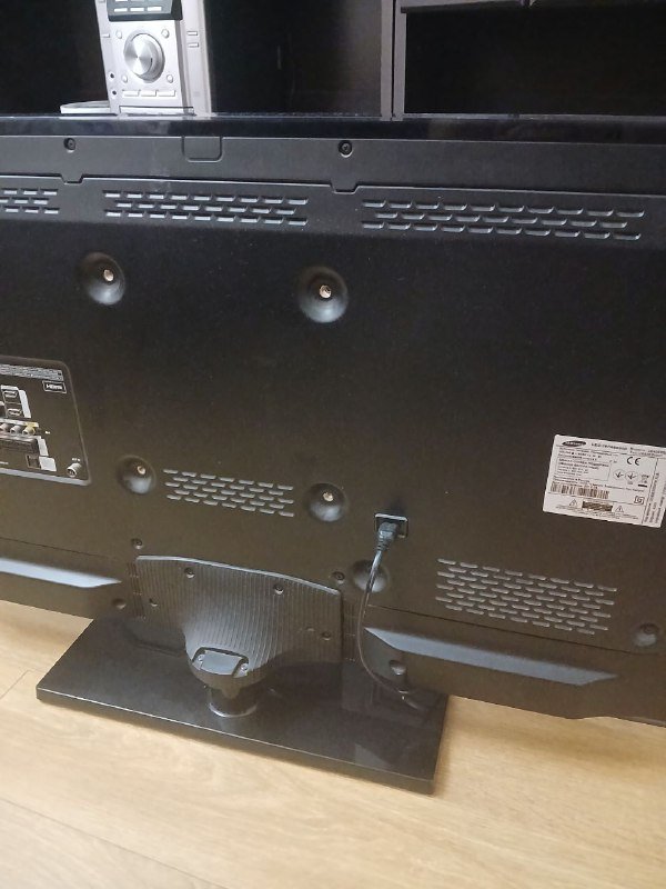 ТВ Samsung 40 дюймов, FullHD 2