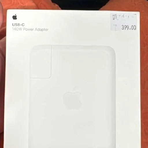 Apple MacBook Power Adapter
