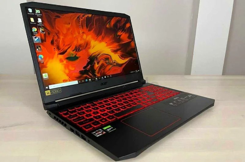 Ноутбук Acer Nitro 5, мышка, сумка