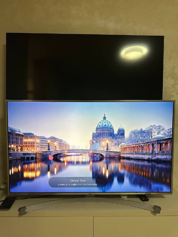 Телевизор LG 49" 49UH770V