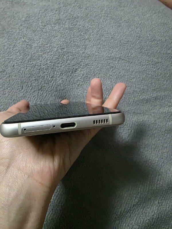 Samsung S21 FE 8Гб/128Гб 3