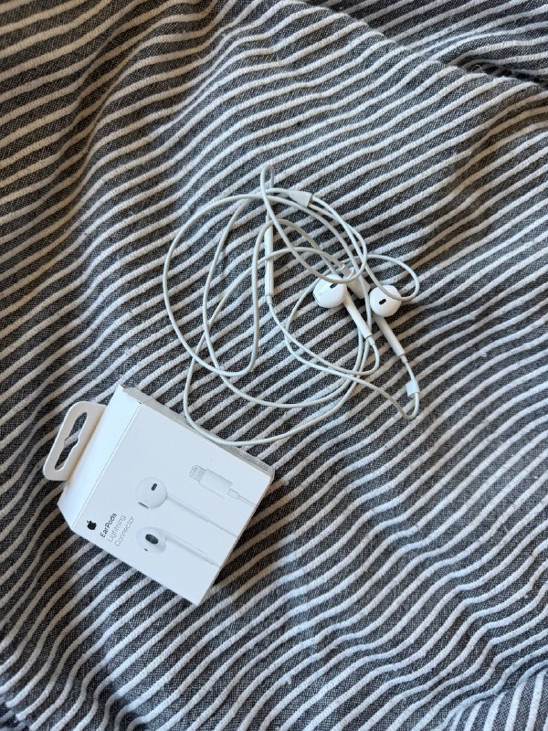 Наушники Apple EarPods