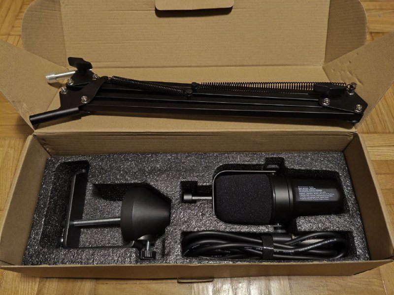 FDUCE SL40X XLR динамический микрофон с аксессуарами