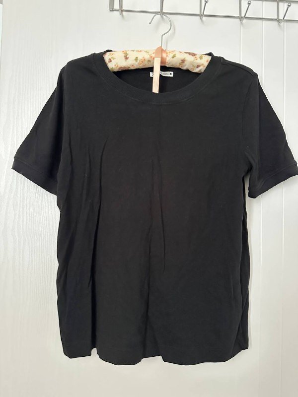 Толстовка, футболка Zara, топы SHEIN и Zara, черный топ 2
