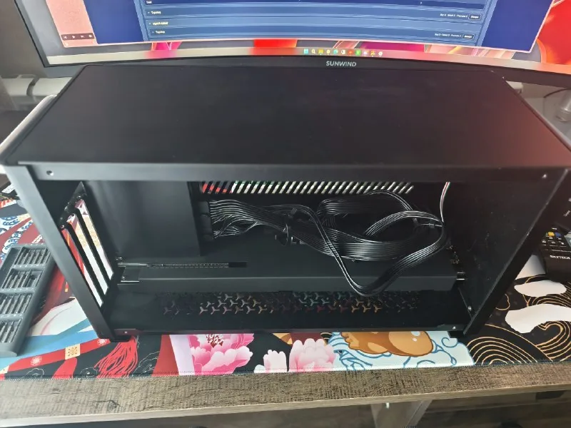 External eGPU enclosure Thunderbolt 4 1