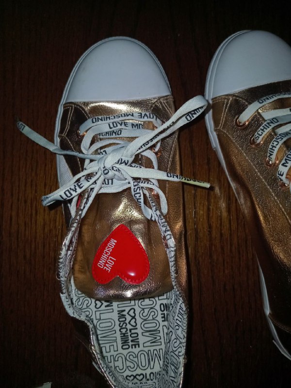 Love Moschino Size 39 Sneakers