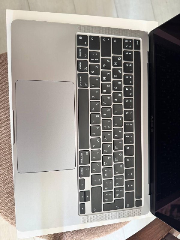 MacBook Pro 13” M1 2020 8GB 512GB SSD 8