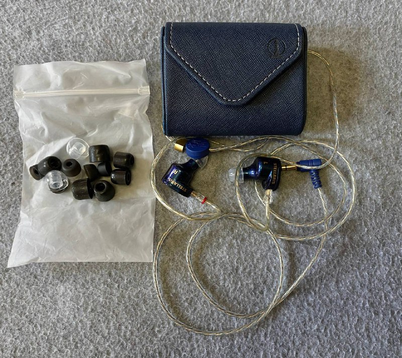 iLoud Micro Monitor, Moondrop Stellaris, Audio Technica AT 2020, iPad 2