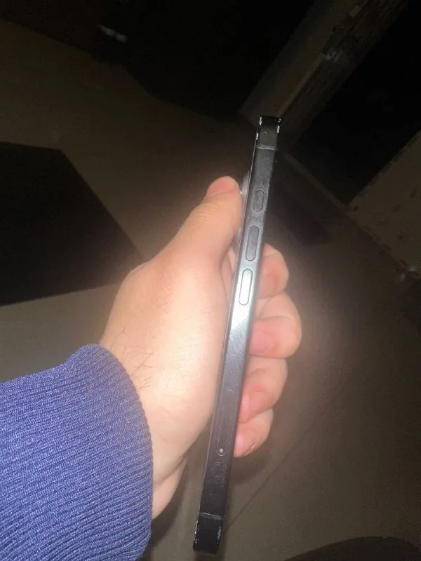 iPhone 16 128 ГБ 3