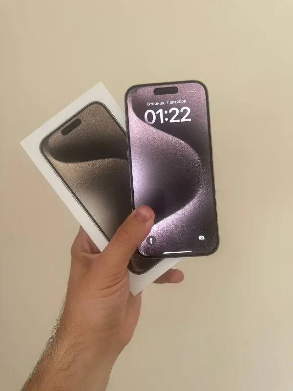 iPhone 15 Pro 256GB 1
