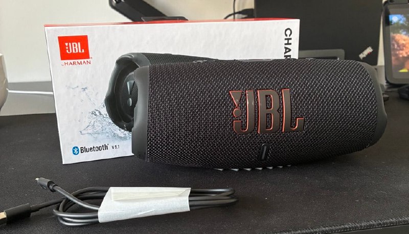 Портативная колонка JBL Charge 5 Black