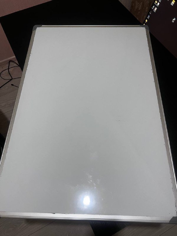 Доска для рисования с маркерами