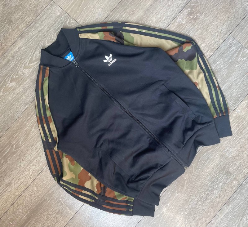 Adidas jacket size S 3