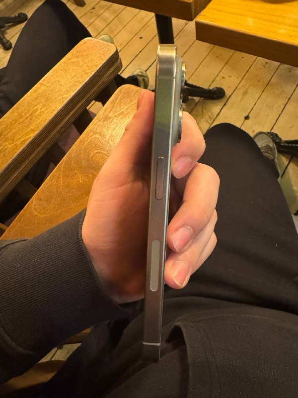 IPhone 15 pro 128gb 5