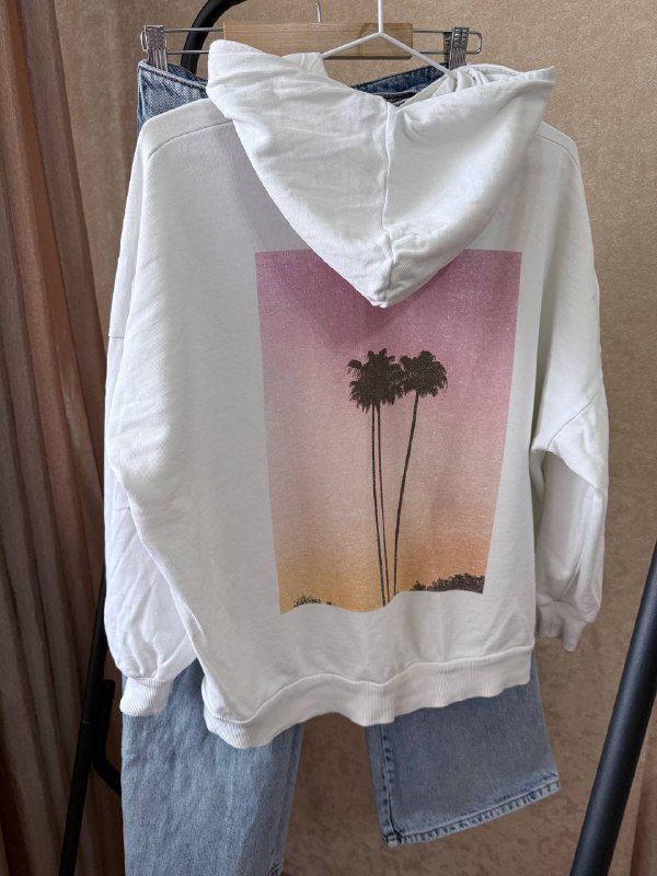 Куртка, свитер, джинсы, худи 9