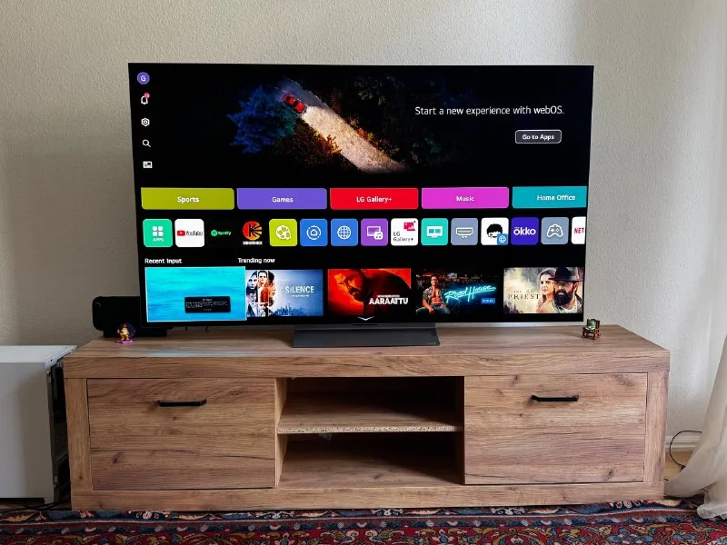 Телевизор LG OLED 65C36LC 65 дюймов 1
