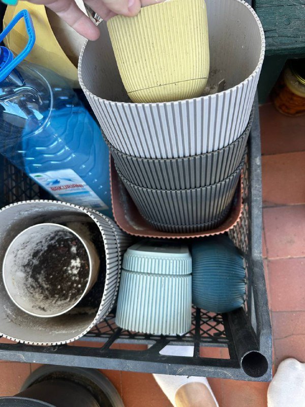 Горшки для цветов