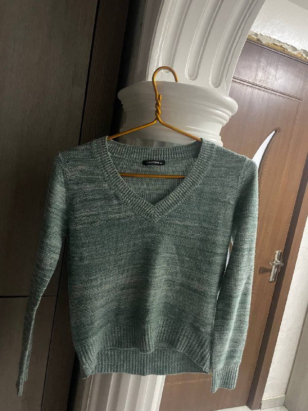 вязаный свитер, топ, сорочка, кардиган, юбка, штаны, джинсы, сумка, платье