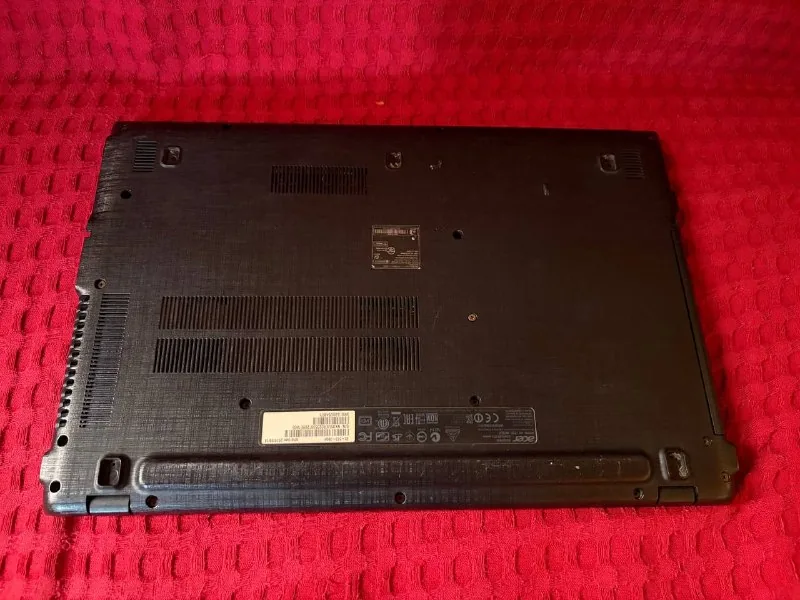 Ноутбук Acer 1