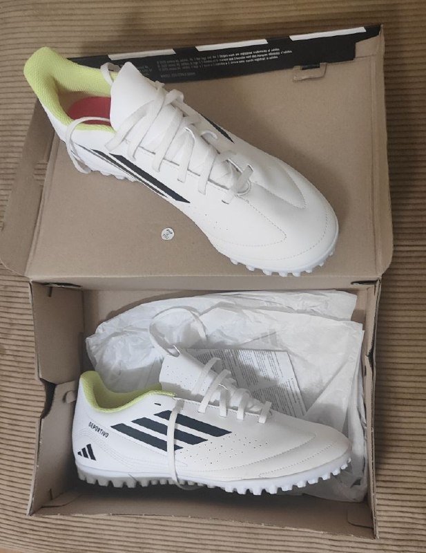 Новые туфли Adidas