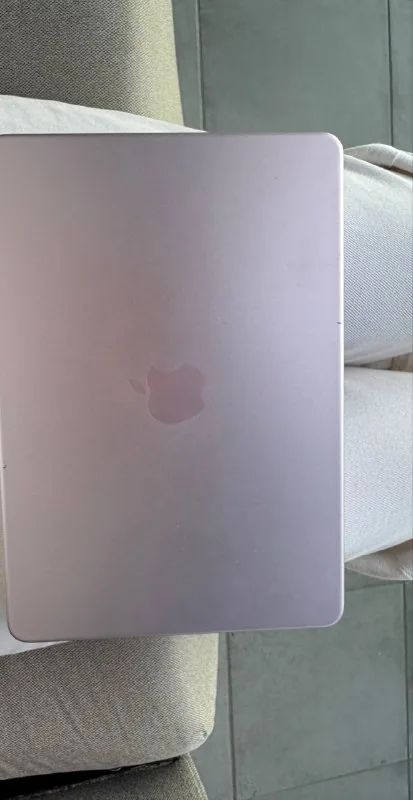 MacBook Neo 1