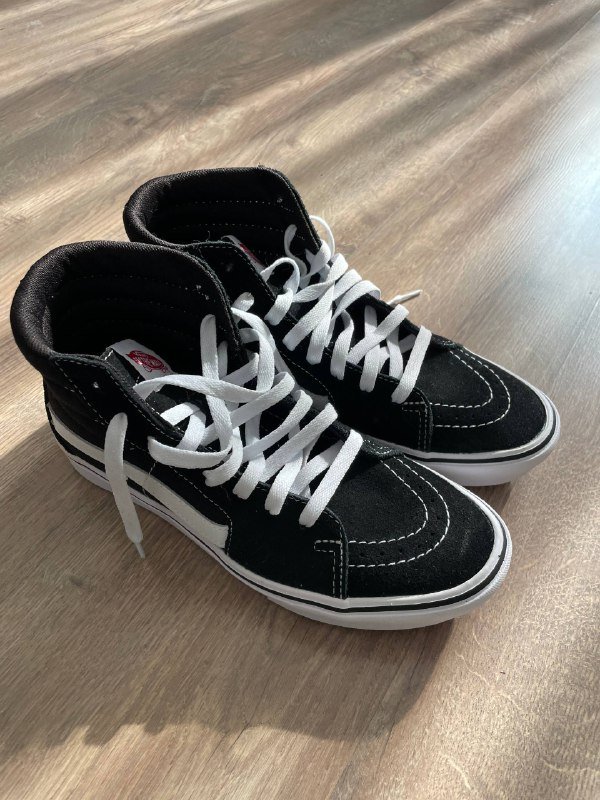 Кроссовки Adidas 40 размер 4