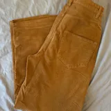 Джинсовка Stradivarius, брюки вельветовые Mango 4