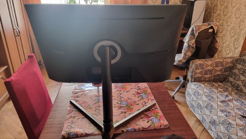 Samsung Odyssey G7 32" monitor for parts, original Samsung power supply 3