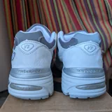 Женские кроссовки New Balance 991v2 4