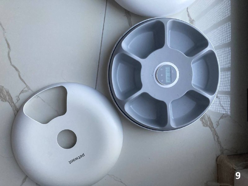 Переноски пластиковые, рюкзак-переноска, автокормушки для животных 9