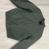 Бомбер Pull&Bear 1