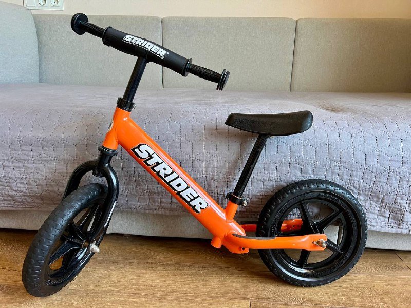 Strider 12 Sport беговел для малышей 2