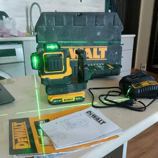 Лазерный нивелир DeWALT
