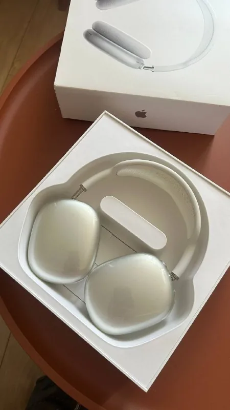 Apple AirPods Max 1