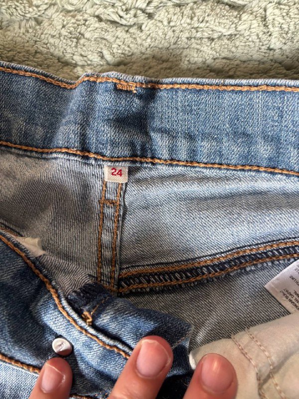 джинсы и шорты разные размеры маленькие 3