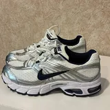 Nike Air Max Moto 2K кроссовки 3