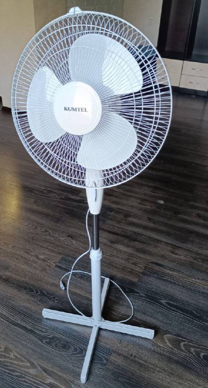 Весы напольные, стол парта, вентилятор, пиалы Икея, табурет, пляжный зонт 4