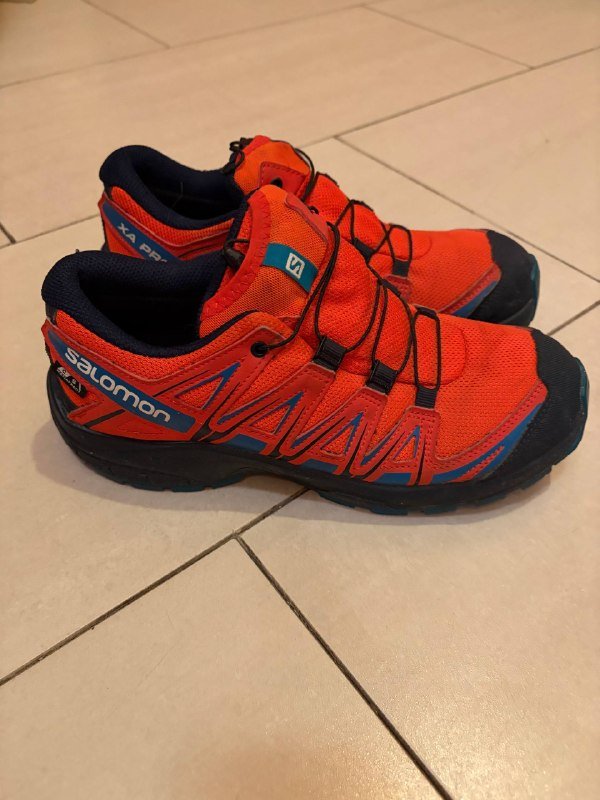 Женские hiking shoes Salomon