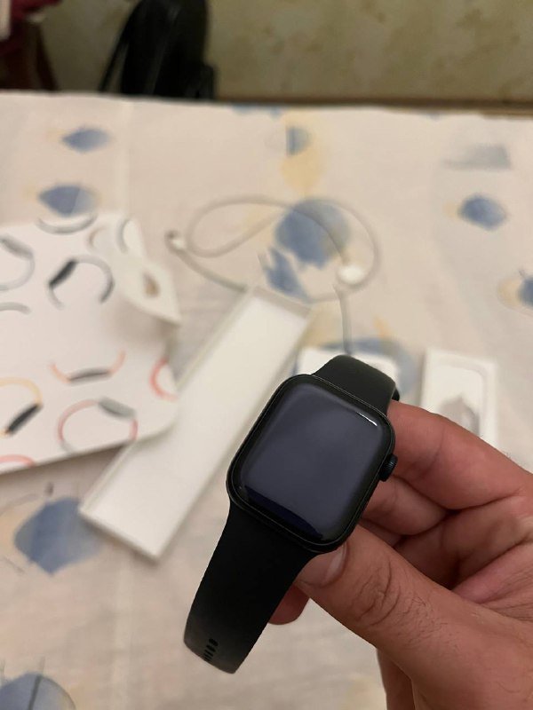 Apple Watch 7 series 4