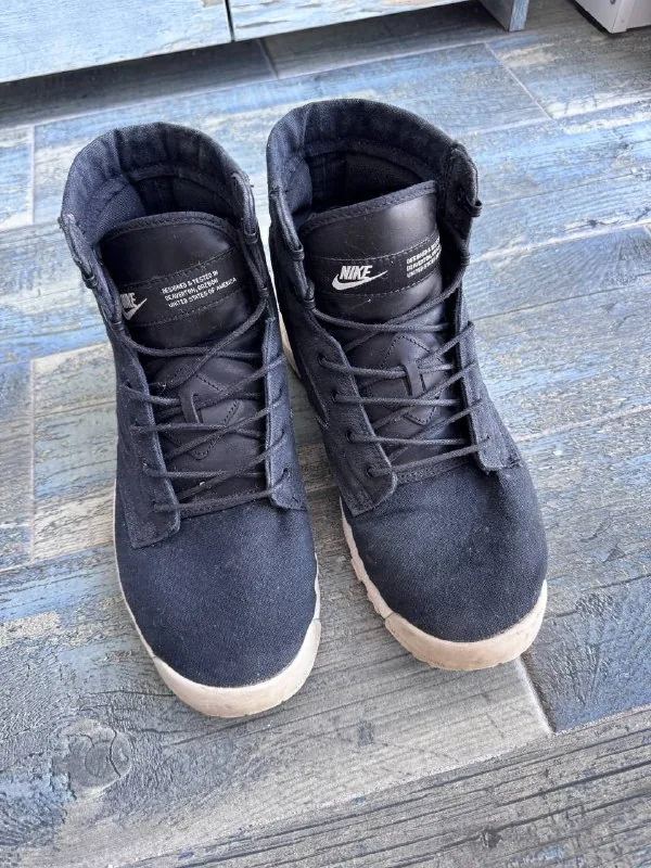 Мужские кроссовки Nike 1