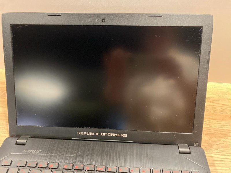 Ноутбук игровой Asus ROG Strix GL553VE 3