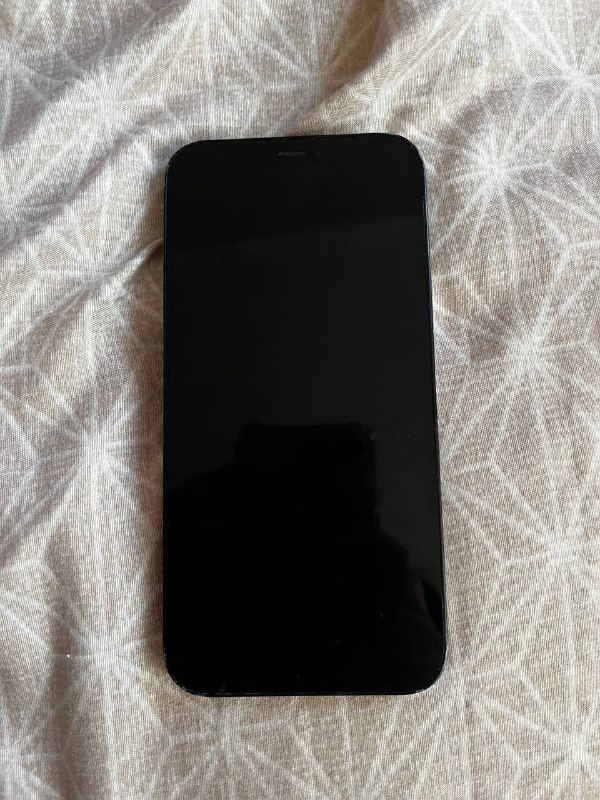 iPhone 12 64GB АКБ 78% с дефектами 3