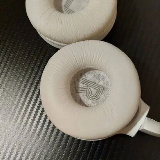 Беспроводные наушники JBL Tune 520BT